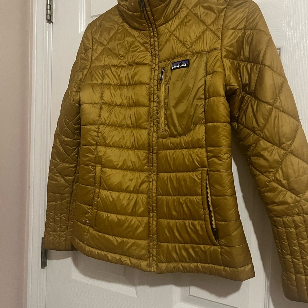 Patagonia Women's Gold Puffer Jacket